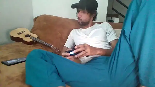 Snapshot of Alejandro92_cali chatting on June 25, 2026, 10:47 pm Alejandro92 cali online show from June 25, 2026, 10:47 pm