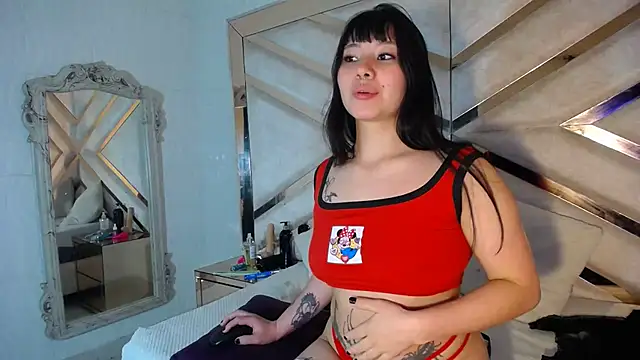 Zulema R1 online show from November 30, 2025, 3:16 pm