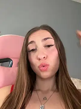 alicewonder 8 online show from April 1, 2026, 8:48 am