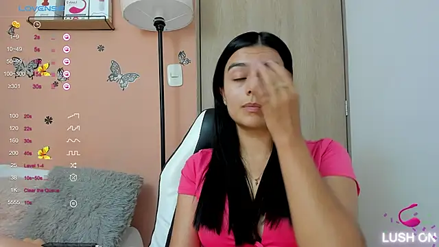 valerihouse online show from February 5, 2025, 11:06 pm