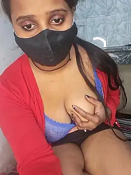 Minu love online show from February 5, 2026, 6:23 pm