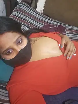 Minu love online show from March 31, 2026, 5:57 pm