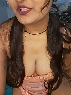 Minu love online show from April 5, 2026, 3:42 pm