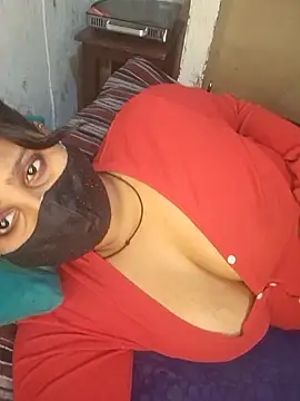 Minu love online show from April 11, 2026, 5:50 pm