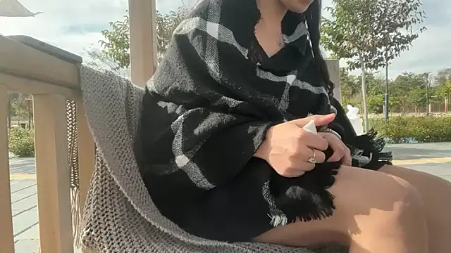 goncagul3407 online show from October 6, 2025, 12:35 pm