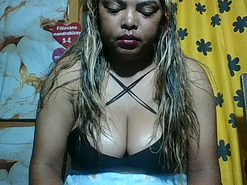 Snapshot of SEXY_METISE chatting on July 22, 2026, 1:41 am SEXY METISE online show from July 22, 2026, 1:41 am