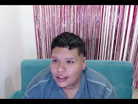 Yulian bigclit7 online show from March 16, 2026, 8:18 am