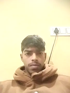 monster 33 online show from February 7, 2026, 1:26 pm