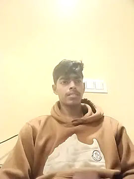 monster 33 online show from February 8, 2026, 11:35 am