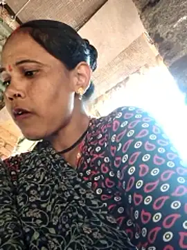 Pooja750 online show from January 16, 2026, 6:28 am