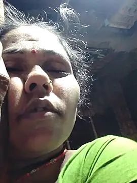 Pooja750 online show from April 13, 2026, 8:58 pm