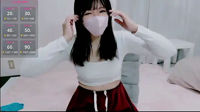 Snapshot of hinachuuu__D chatting on November 4, 2025, 10:14 am hinachuuu D online show from November 4, 2025, 10:14 am