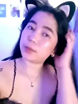Asianhotskinny online show from June 15, 2026, 9:44 am