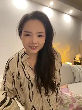 Snapshot of DrityMary chatting on November 19, 2025, 4:07 pm DrityMary online show from November 19, 2025, 4:07 pm