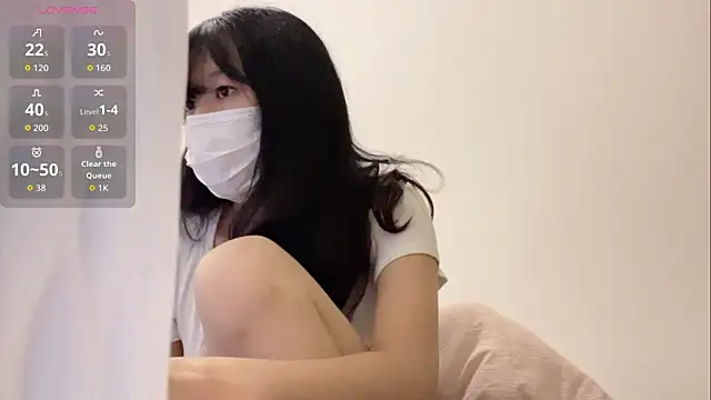 Minnie-2025 online show from September 14, 2025, 4:28 pm