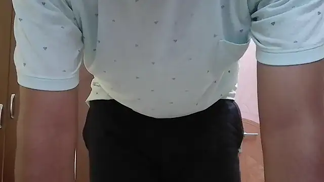 riyamore9623 online show from November 2, 2025, 5:54 am