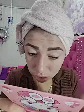 Snapshot of Kitty_Melodi chatting on June 20, 2026, 11:02 am Kitty Melodi online show from June 20, 2026, 11:02 am