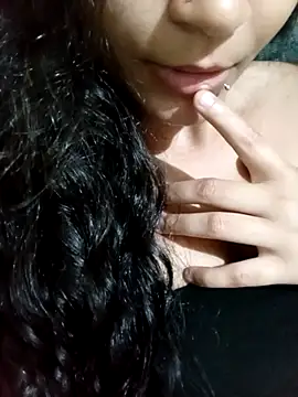 Snapshot of clarinha2 chatting on October 9, 2025, 1:03 am clarinha2 online show from October 9, 2025, 1:03 am