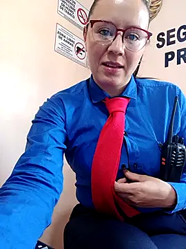 Hannah-colx online show from September 19, 2025, 4:29 pm