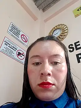 Hannah-colx online show from October 13, 2025, 1:11 pm