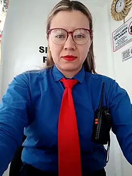 Hannah-colx online show from November 27, 2025, 5:04 pm