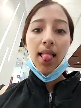 Snapshot of GiselleFever chatting on October 22, 2025, 11:04 pm GiselleFever online show from October 22, 2025, 11:04 pm