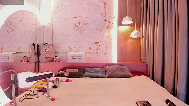 sofiiacarson online show from March 14, 2026, 7:19 pm