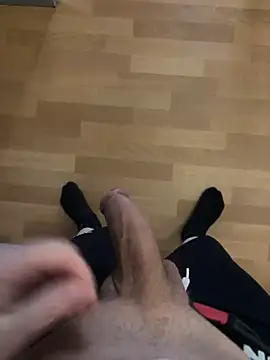 Snapshot of cook907920 chatting on November 9, 2025, 2:48 pm cook907920 online show from November 9, 2025, 2:48 pm