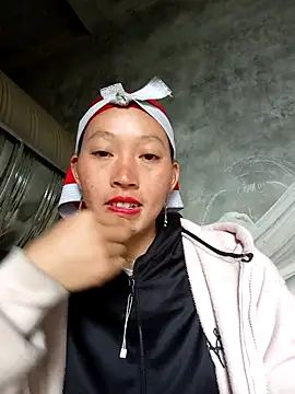 tcm-cute online show from November 18, 2025, 5:34 am