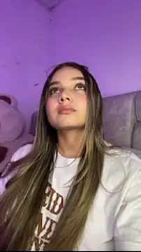 AnnyLopezzz  online show from January 11, 2026, 5:23 am