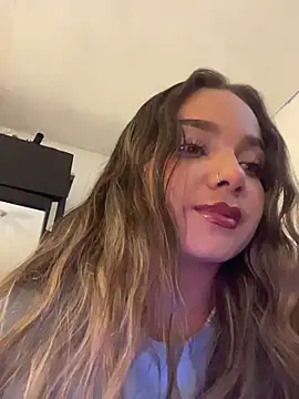 AnnyLopezzz  online show from March 16, 2026, 5:35 am