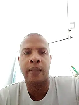 Perropa online show from February 2, 2026, 7:45 pm