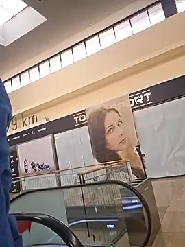 Snapshot of IMGTomi chatting on March 17, 2026, 9:45 am IMGTomi online show from March 17, 2026, 9:45 am