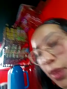 Sol Sunny online show from February 27, 2026, 9:15 pm