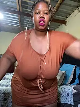 Curvycandy95 online show from May 29, 2026, 6:22 am