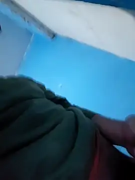 Snapshot of Exotic19cm chatting on October 19, 2025, 1:12 pm Exotic19cm online show from October 19, 2025, 1:12 pm