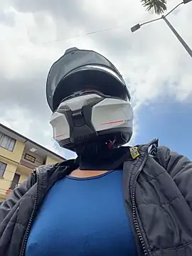 AlannaEvons online show from March 26, 2026, 5:29 pm