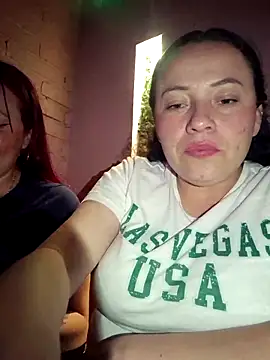 Snapshot of _honey12 chatting on October 25, 2025, 2:08 am honey12 online show from October 25, 2025, 2:08 am