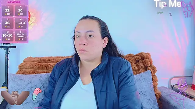 Snapshot of _honey12 chatting on November 11, 2025, 12:38 pm honey12 online show from November 11, 2025, 12:38 pm