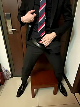 Snapshot of blaconeboy chatting on November 13, 2025, 4:06 pm blaconeboy online show from November 13, 2025, 4:06 pm