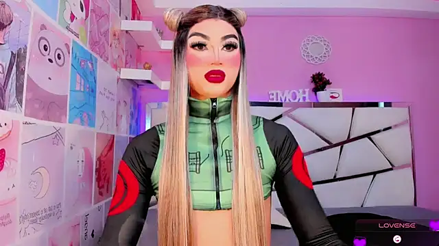 Miacuteee online show from October 1, 2025, 9:54 pm