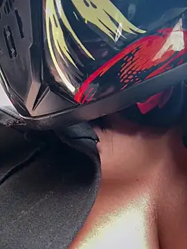 -Mia1 online show from March 23, 2026, 1:37 pm