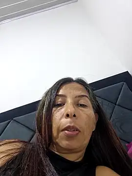 maleja23 online show from September 11, 2025, 2:44 am