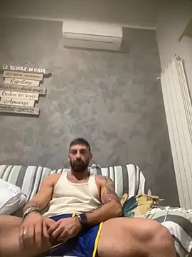 GmGit online show from November 8, 2025, 3:18 am