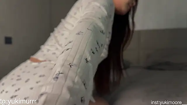 iamyuki online show from April 4, 2026, 12:31 am