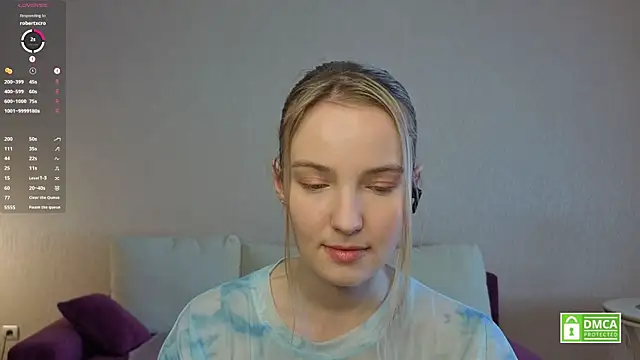 HongTomczak online show from July 10, 2026, 8:18 am