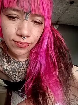 Meganhynde online show from September 19, 2025, 9:37 pm