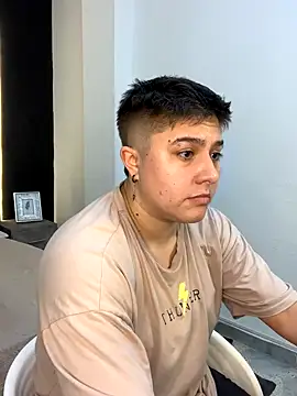 IanGilbert online show from October 21, 2025, 8:20 pm