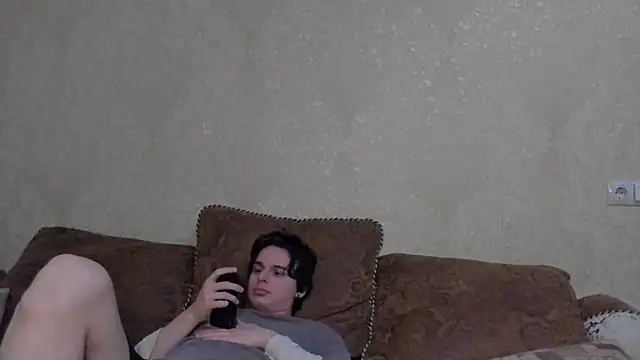 muuur fam online show from September 30, 2025, 8:14 pm