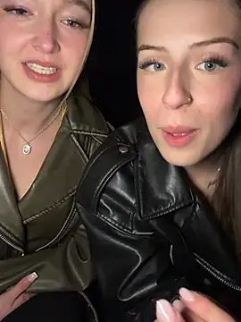 lisapeperoni online show from March 6, 2026, 6:59 pm